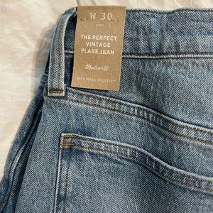 Madewell THE PERFECT VINTAGE FLARE JEAN - Size 30